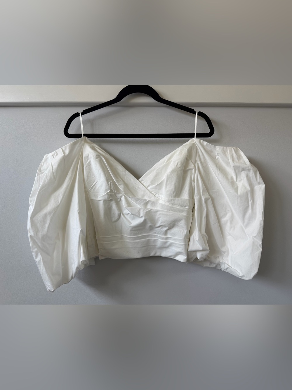 Bardot White Off-Shoulder Puff Sleeve Crop Top, size 12 from Revolve